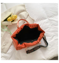 Puffer Tote Tan