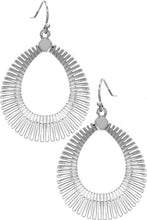 Linear Bars Teardrop Pattern Casting Earring