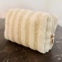 Sherpa Cosmetic Case