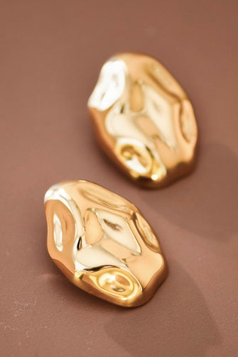 18K Gold Studs