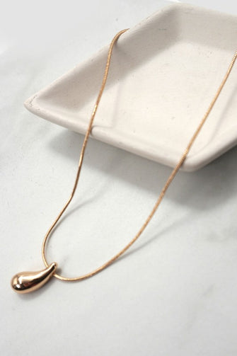 Teardrop Snake Chain Necklace
