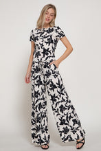 Petal Path Textured Knit Set