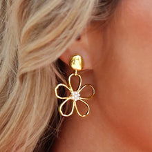 Flower Pearl Earrings