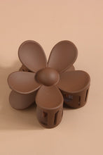 Large Flower Clip-Dk Brown